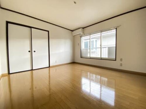 カーム・クウォーターBの物件内観写真